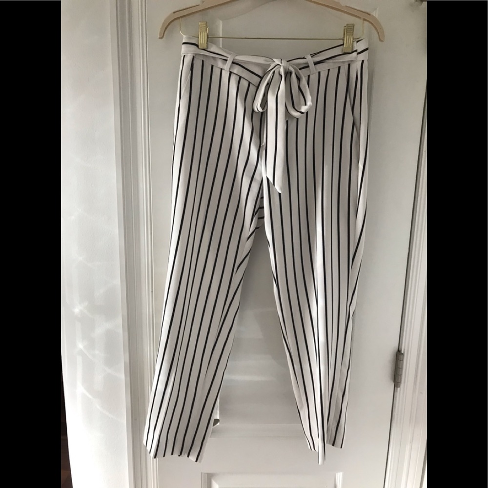 Banana Republic “Avery” pants size 8